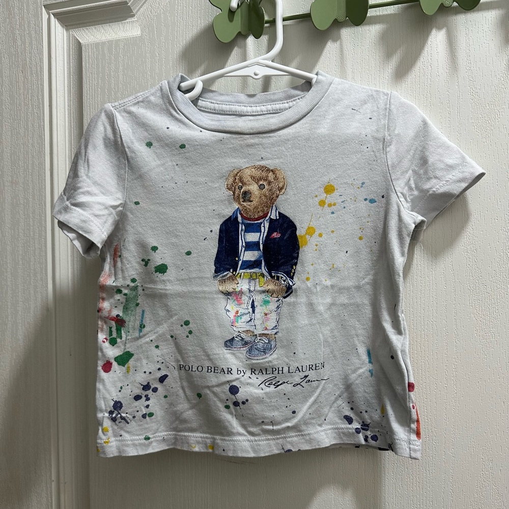 Toddler t-shirt, Size 24m, Multicolored.